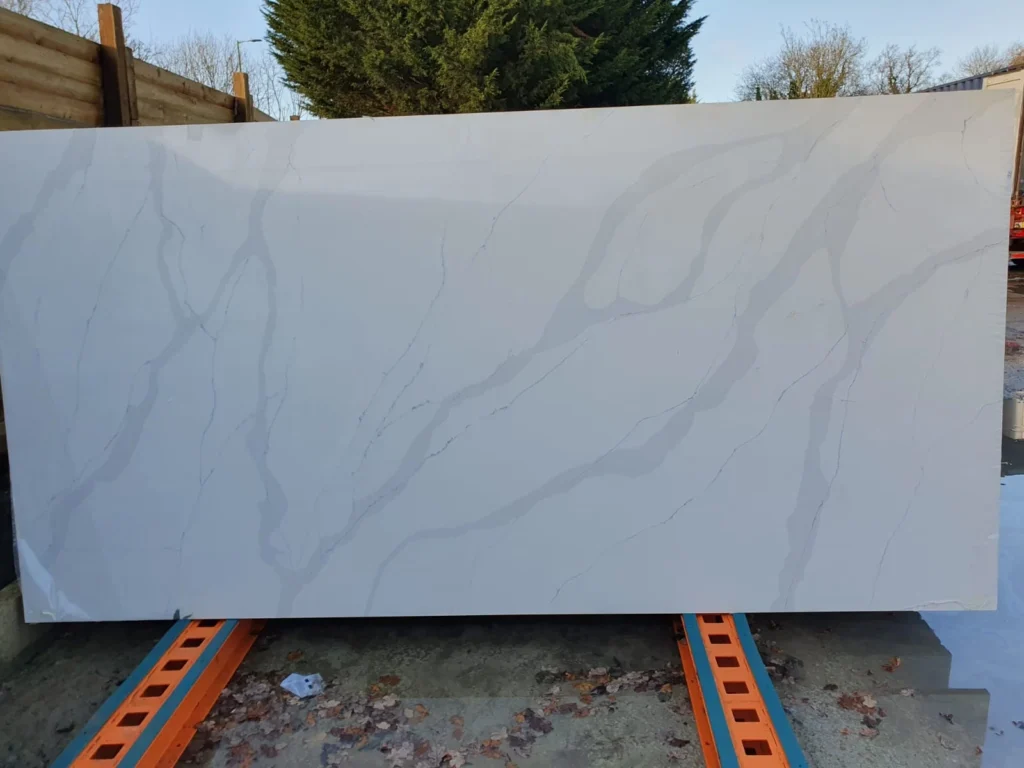 Calacatta Ash – Orient Quartz Stone