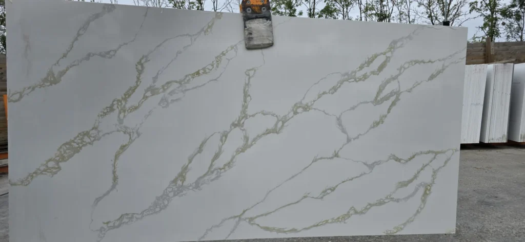 Calacatta Ray – Orient Quartz Stone