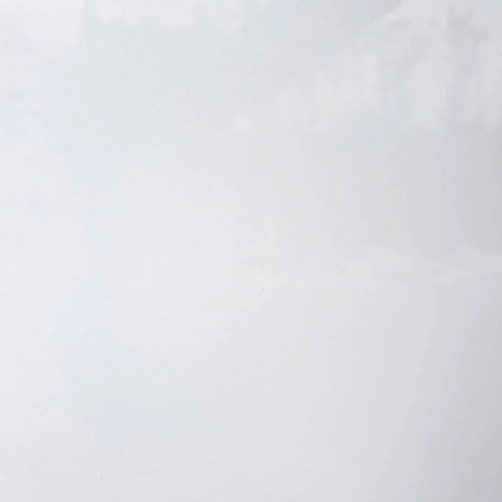 Pure White – Orient Quartz Stone
