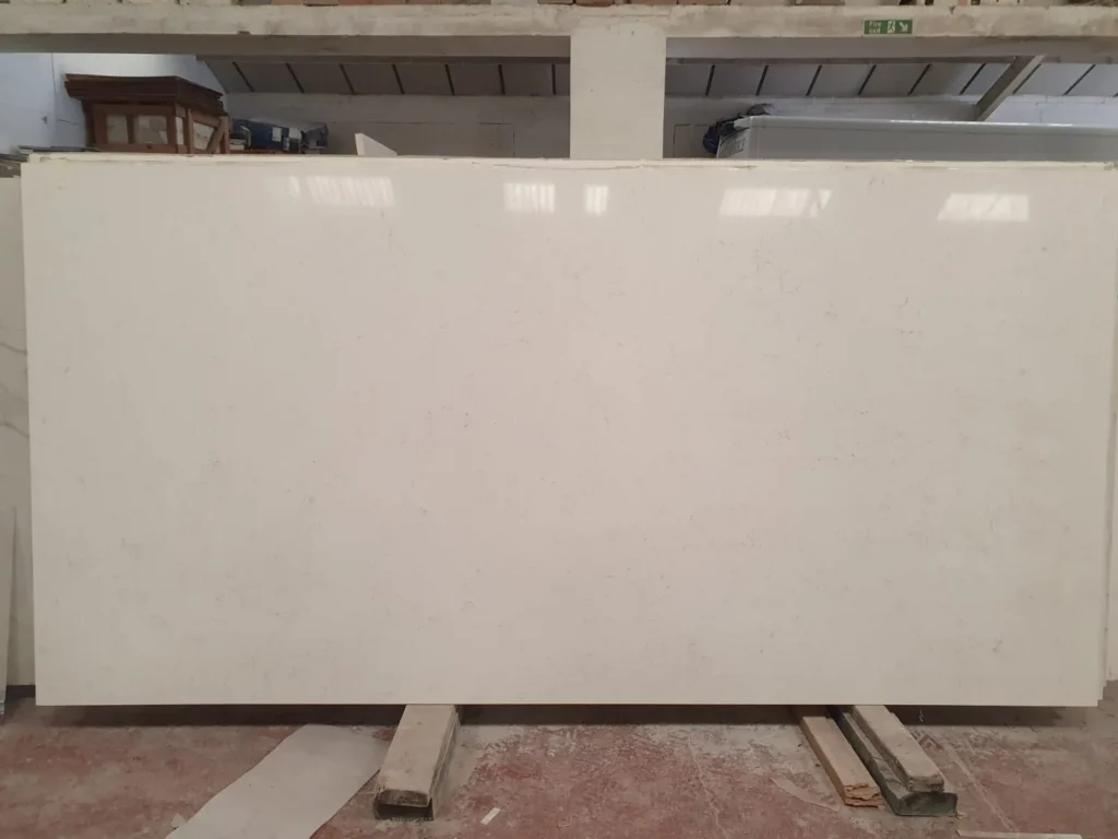 White Carrara – Orient Quartz Stone